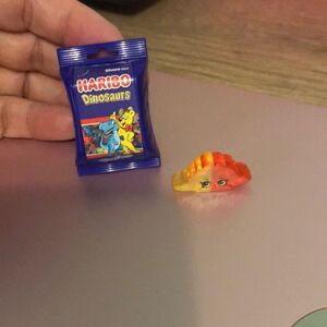 Real littles shopkins snack time minis